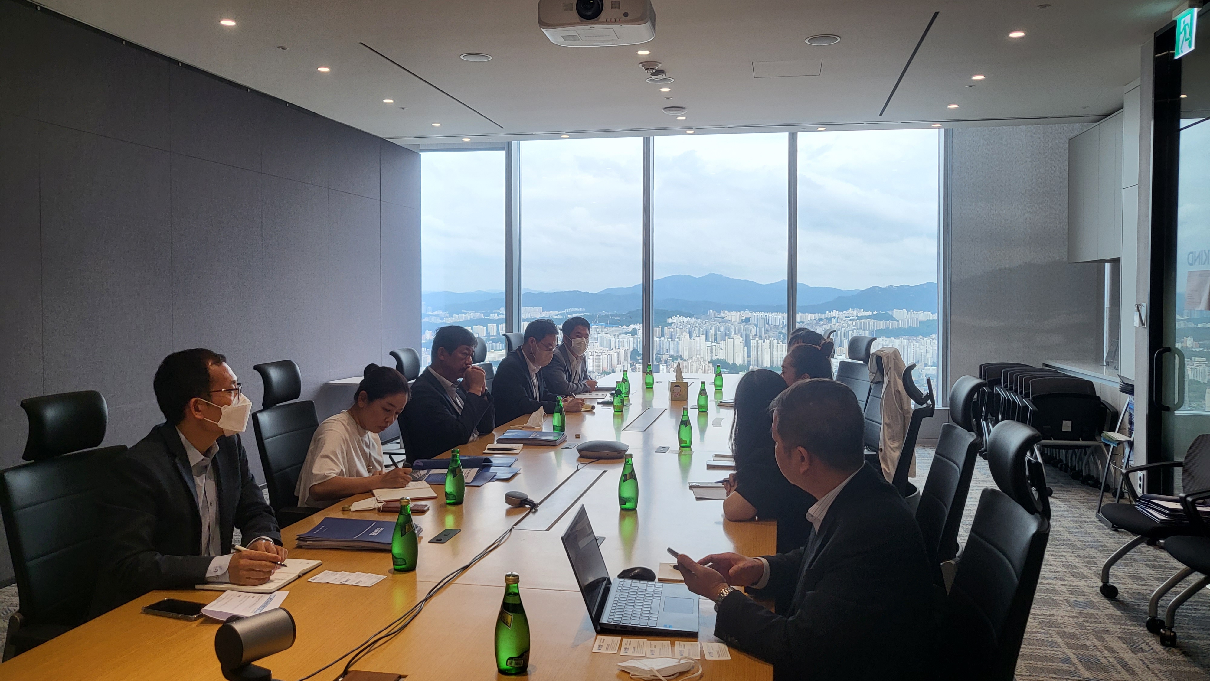 KIND meets Vietnam Saigontel CEO