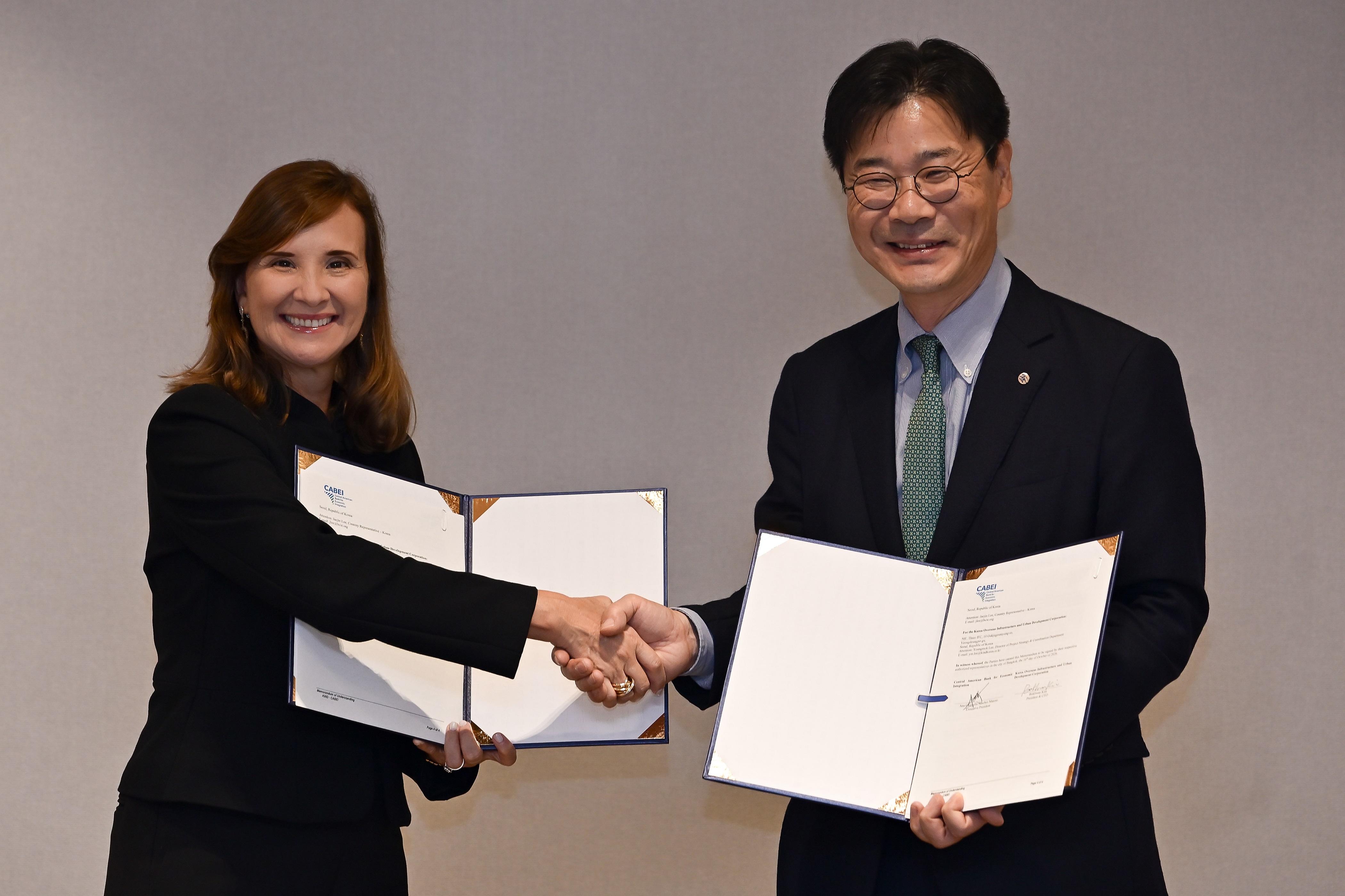 BCIE_KOREA Infrastructure MOU2-3.JPG